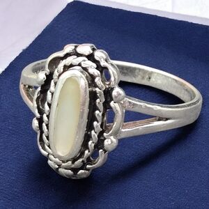 Sterling Silver Mother Of Pearl Ring